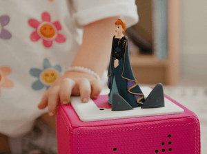 Child Playing With Disney Frozen 2: Anna Tonie