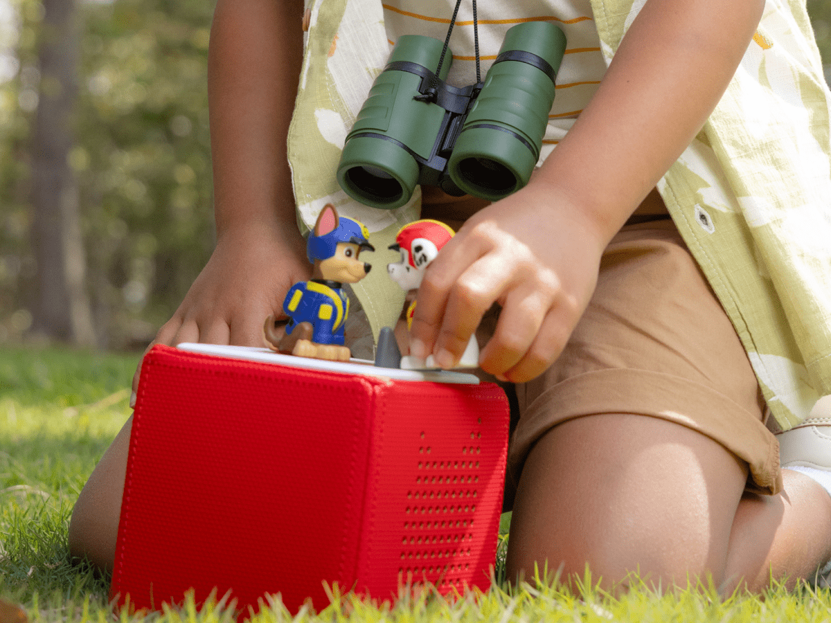Child Playing With Paw Patrol Jungle Pups: Chase Tonie