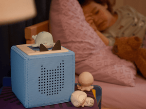 Child Playing With Sleepy Penguin: White Noise From The Ocean Tonie